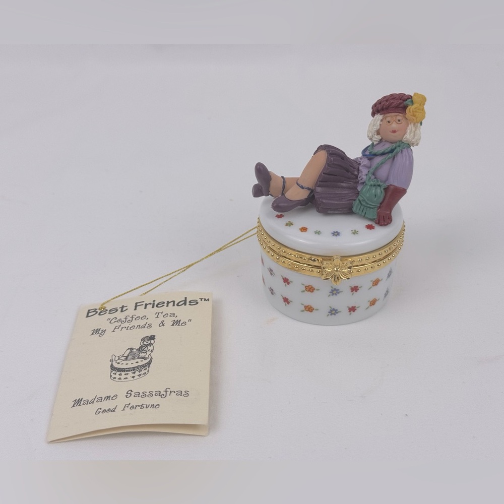 Trinket Box 1998 “Coffee, Tea, My Friends & Me” Grandma So Cute!